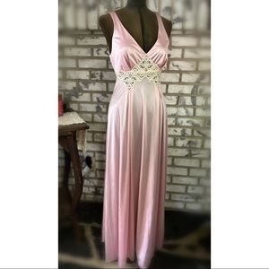 Vintage Miss Elaine S 34 Long Nightgown Rose Pink